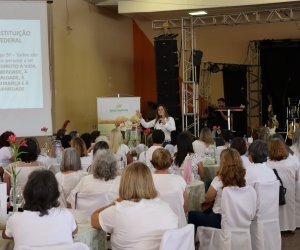  Coasul faz homenagem as cooperadas pelo Dia da Mulher