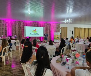  Cooperadas do Polo de Nova Prata do Iguaçu participaram da palestra "Criadas para Transformar"