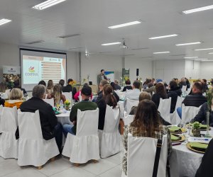  Coasul realiza Jantar da Solidariedade com os grupos femininos