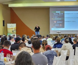  Coasul celebra dia do avicultor!